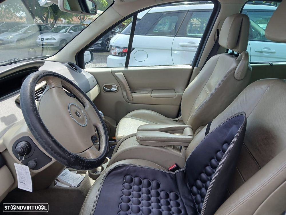 Renault Grand Scénic 1.5 dCi Luxe 7L. - 3