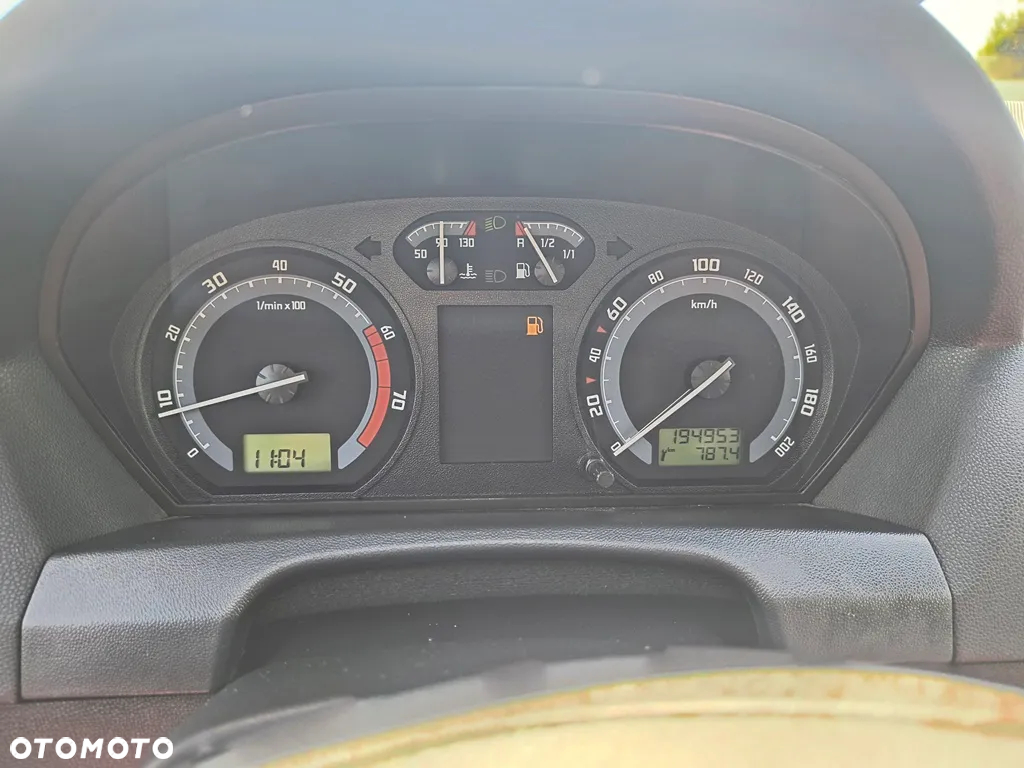 Skoda Fabia 1.4 16V Combi Comfort - 30
