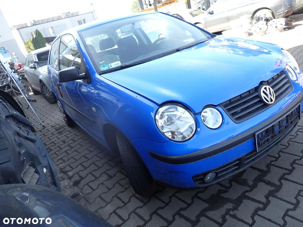 CZĘŚCI - Vw Polo IV 9N 1,2 54KM AWY HB 3D 5B GDN lakier LA5F 2002r. INDEX - 10004 - 2