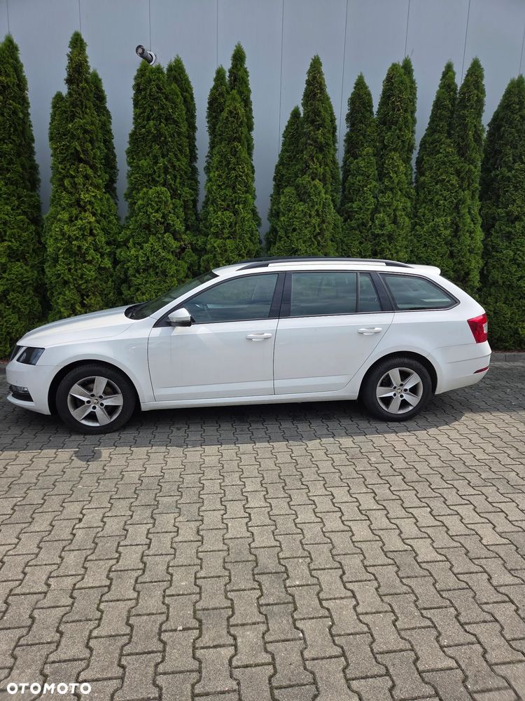 Skoda Octavia 1.5 TSI ACT Ambition - 3
