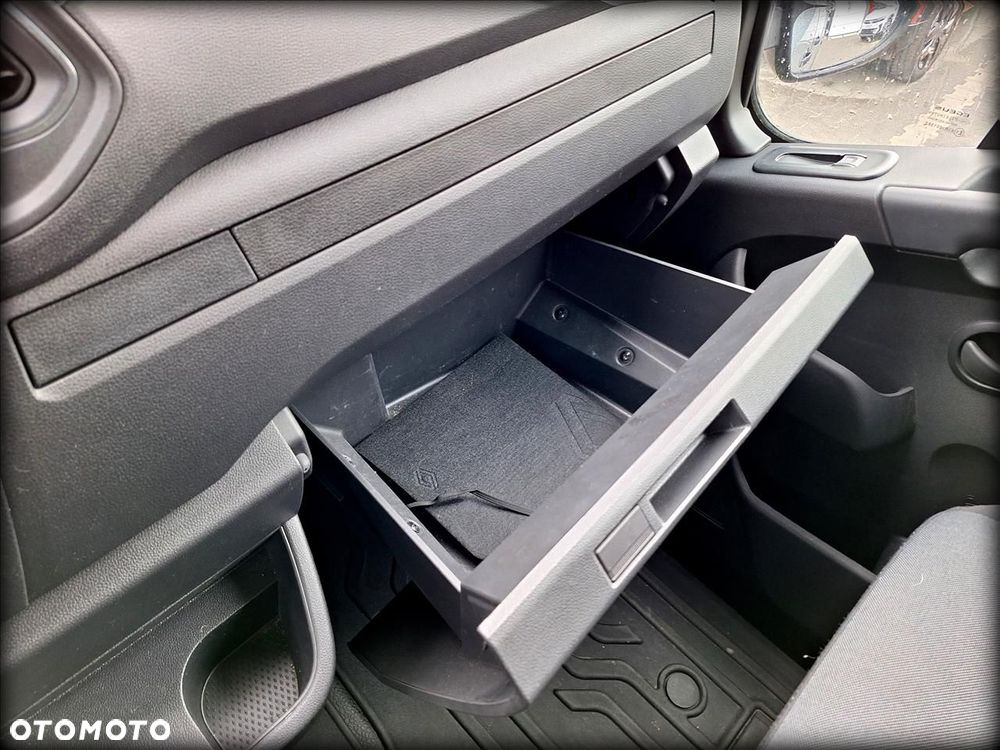 Renault master - 23