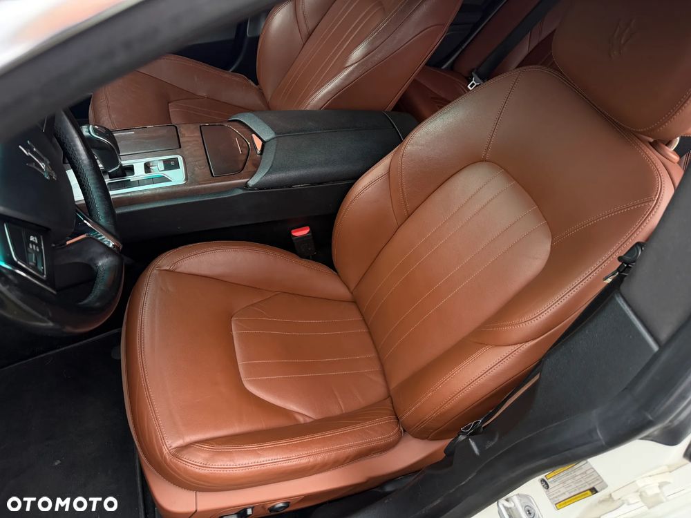 Maserati Ghibli Automatik - 24