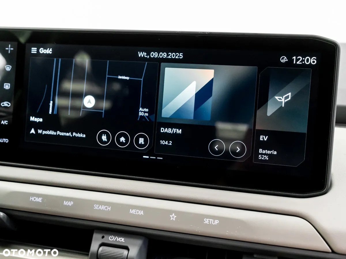 Kia EV3 81.4kWh Business Line - 36