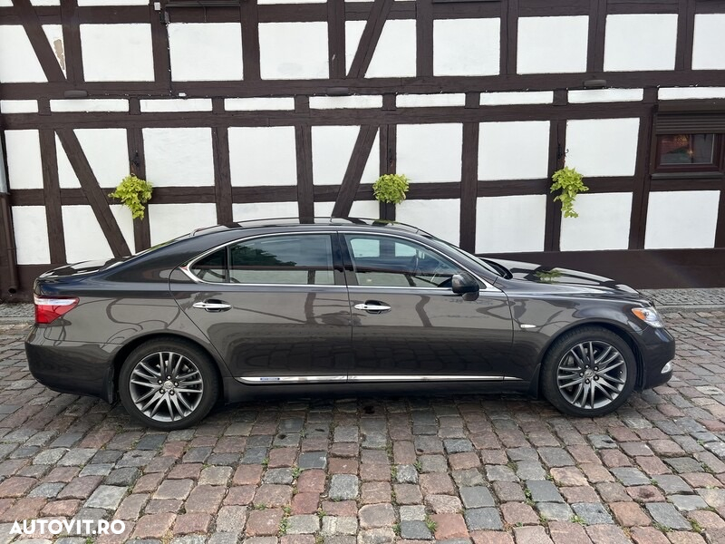 Lexus Seria LS 600h L Aut Luxury - 2