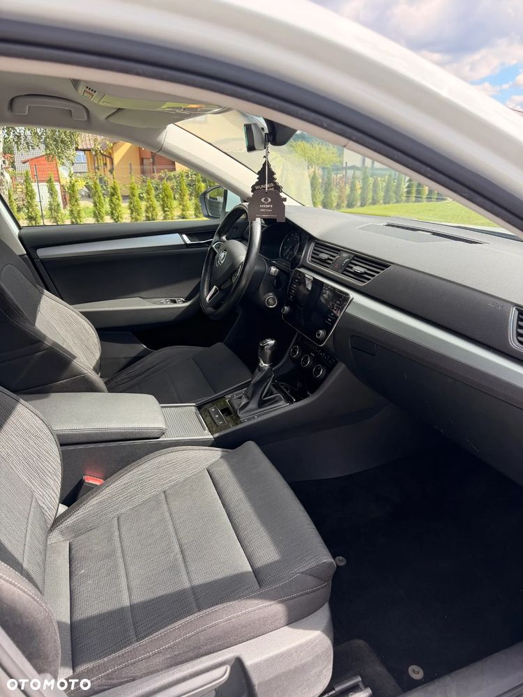 Skoda Superb 1.4 TSI ACT Ambition - 10