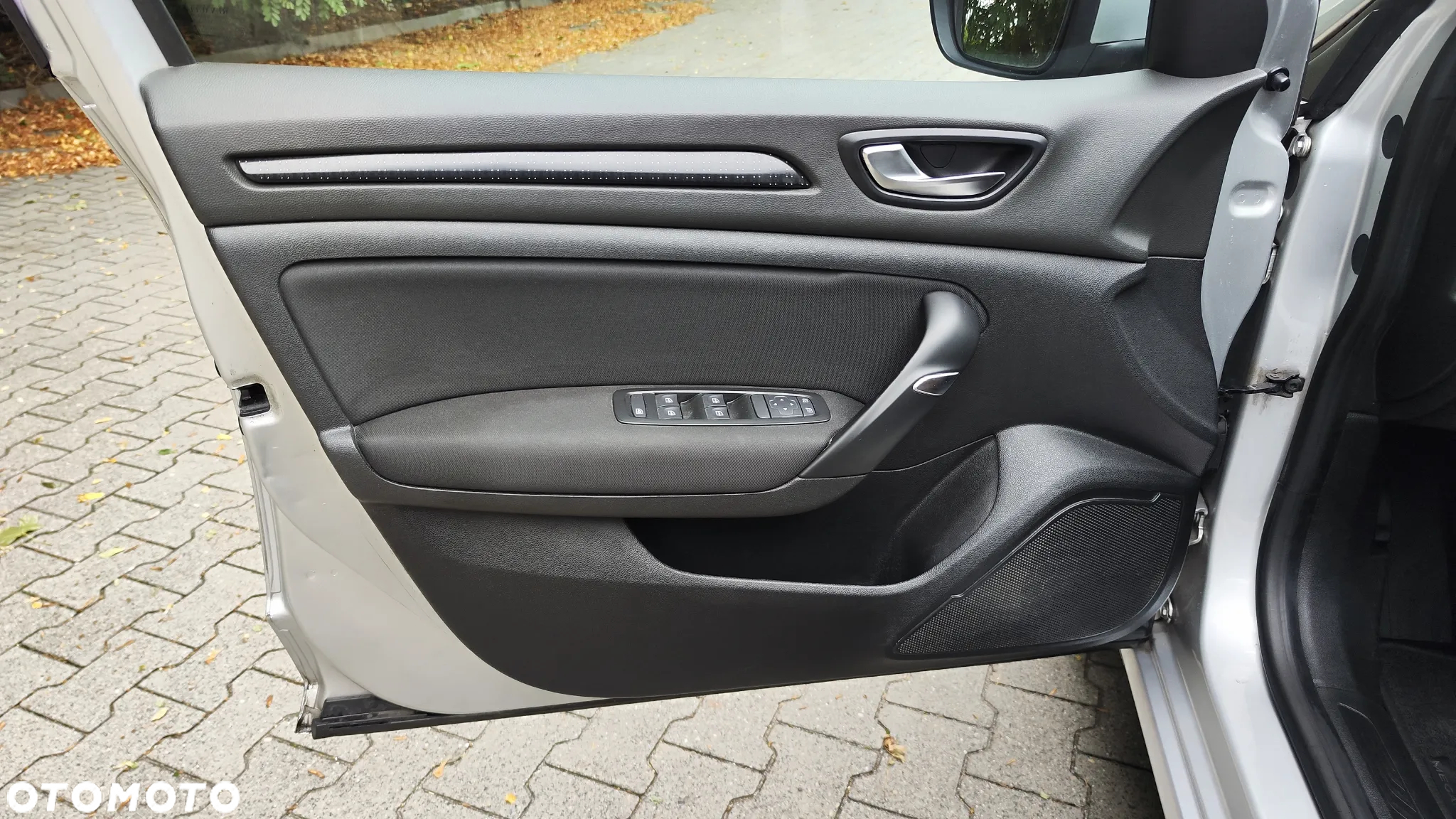 Renault Megane ENERGY TCe 100 EXPERIENCE - 19