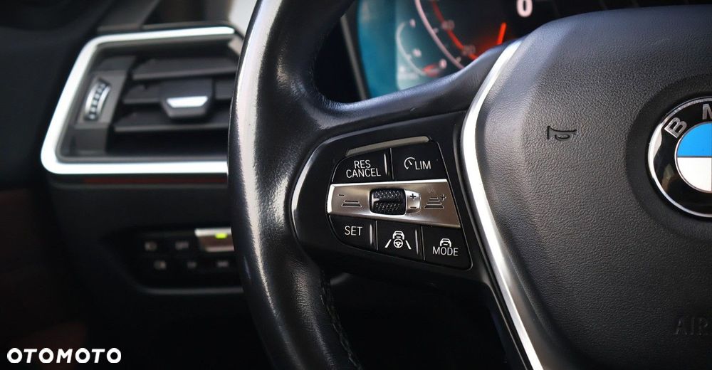 BMW Seria 3 - 21