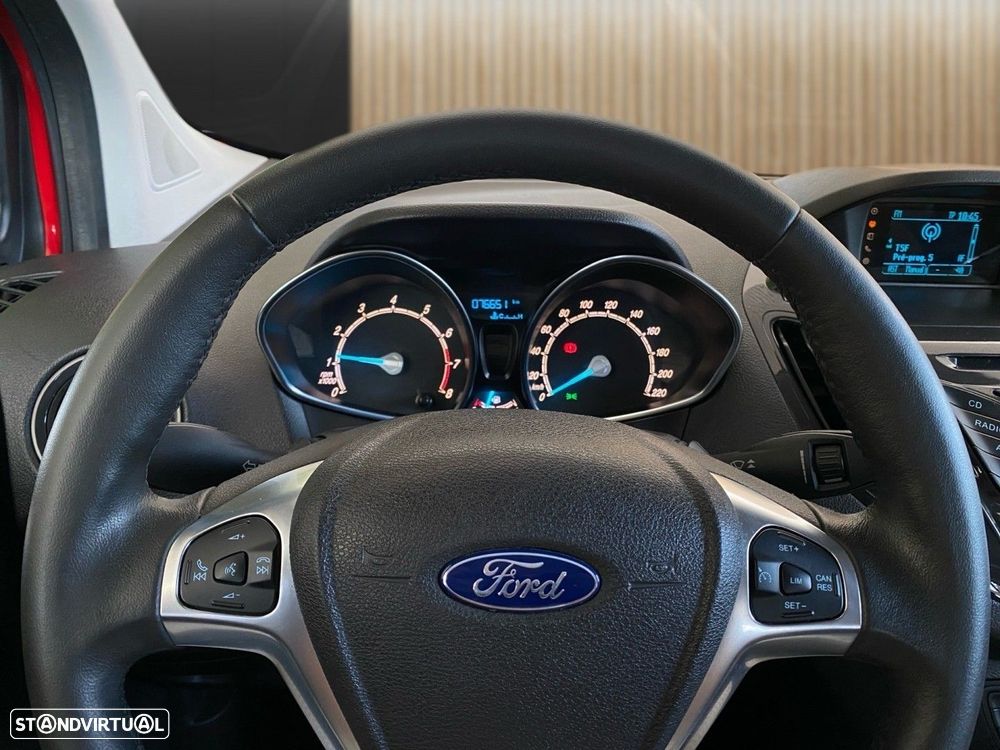 Ford Tourneo Courier 1.0 EcoBoost Titanium - 3