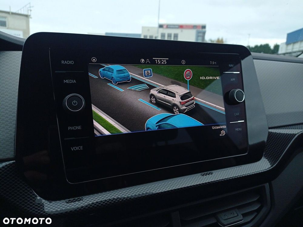 Volkswagen T-Cross 1.5 TSI ACT Life Plus DSG - 33