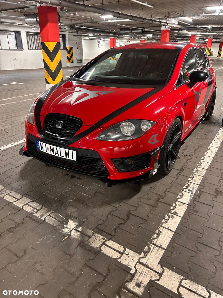 Seat Leon 2.0 T FSI Cupra R - 2