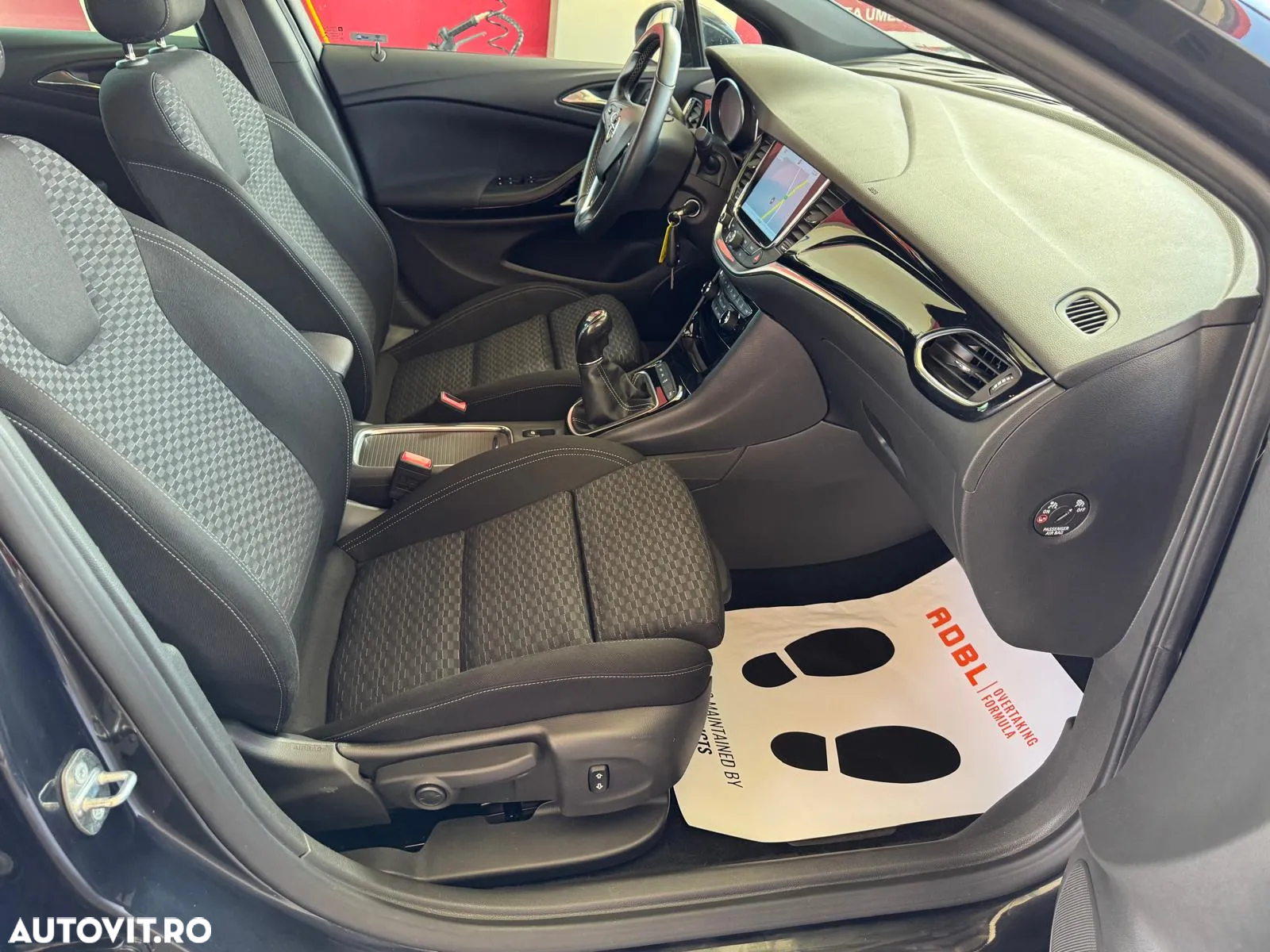 Opel Astra 1.6 BiTurbo D (CDTI) Start/Stop Dynamic - 9
