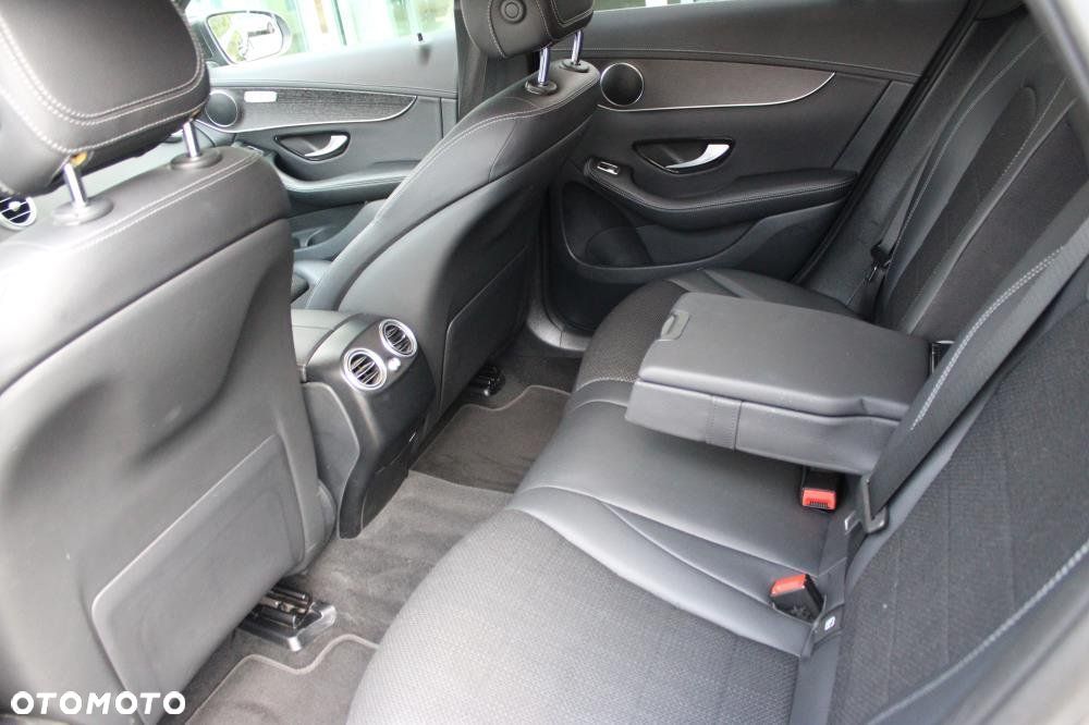 Mercedes-Benz GLC - 9