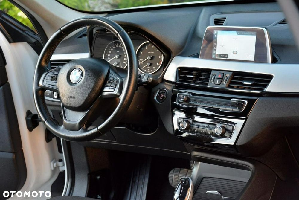 BMW X1 xDrive20d Advantage - 26
