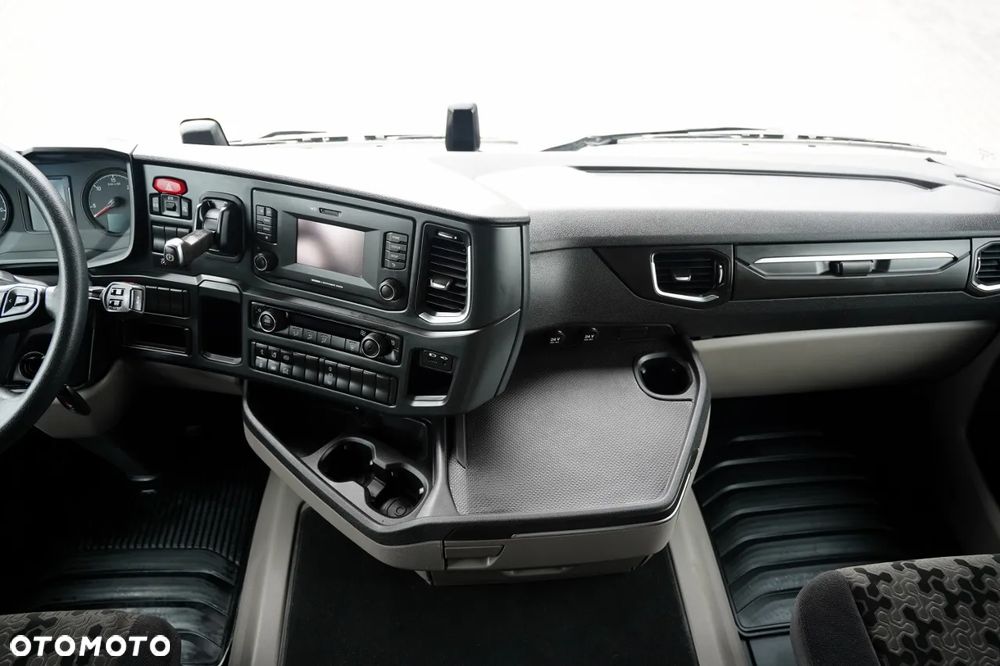 Scania R 450 / RETARDER / PEŁNY ADR / KLIMATYZACJA POSTOJOWA / ALUFELGI / - 29
