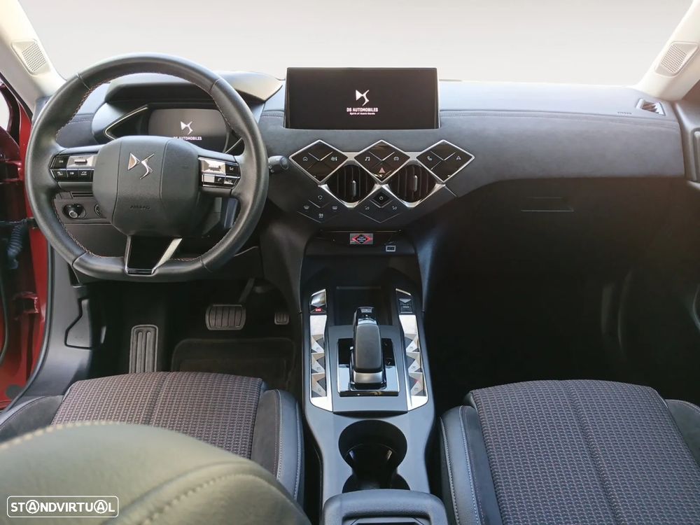 DS DS3 Crossback E-Tense Performance Line - 11