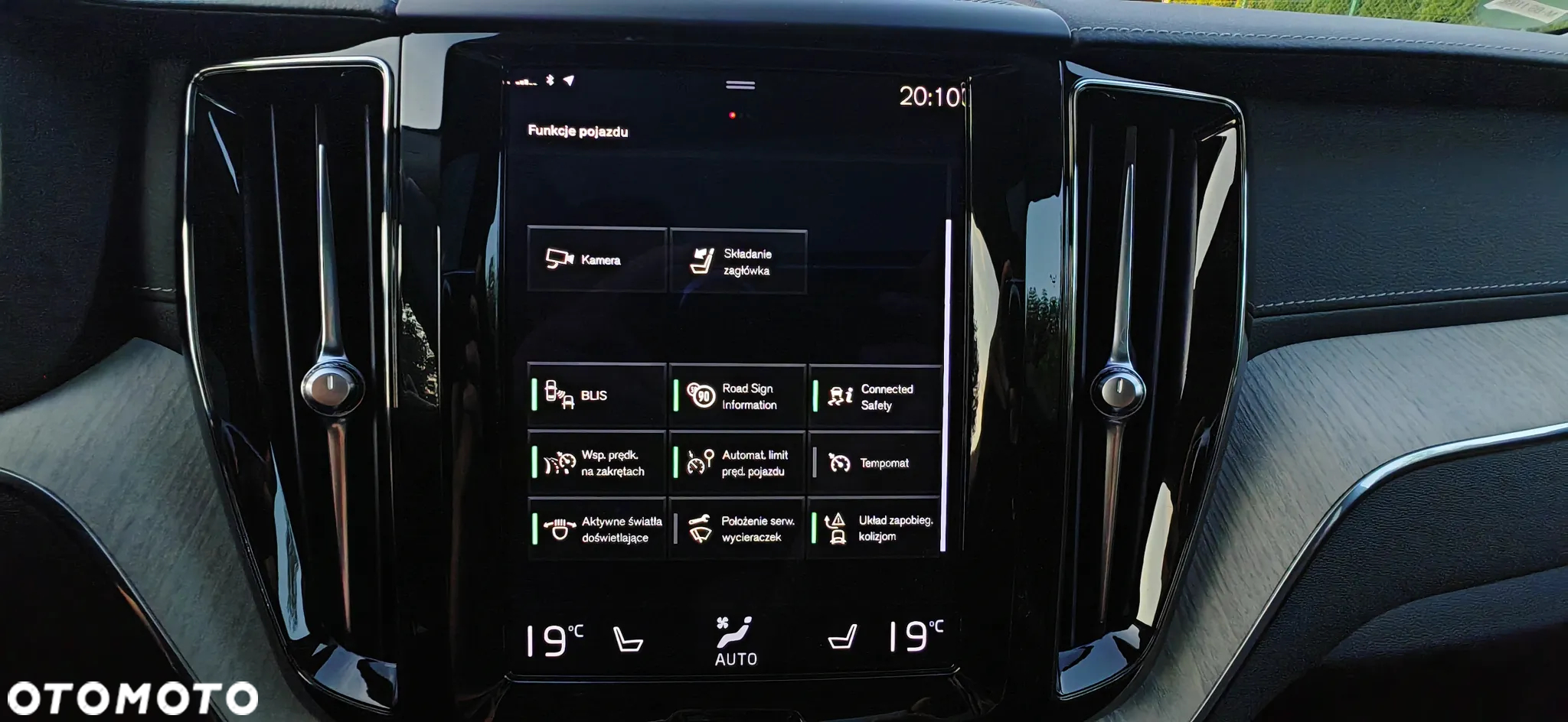 Volvo XC 60 T8 AWD Plug-In Hybrid Inscription - 30