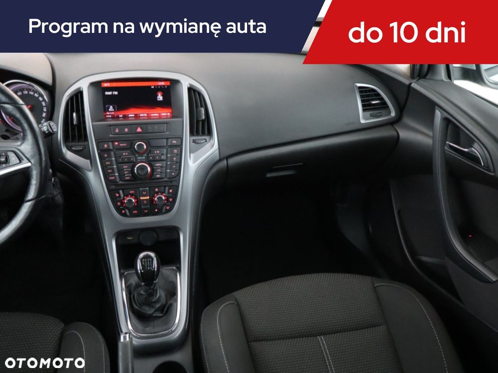 Opel Astra - 10