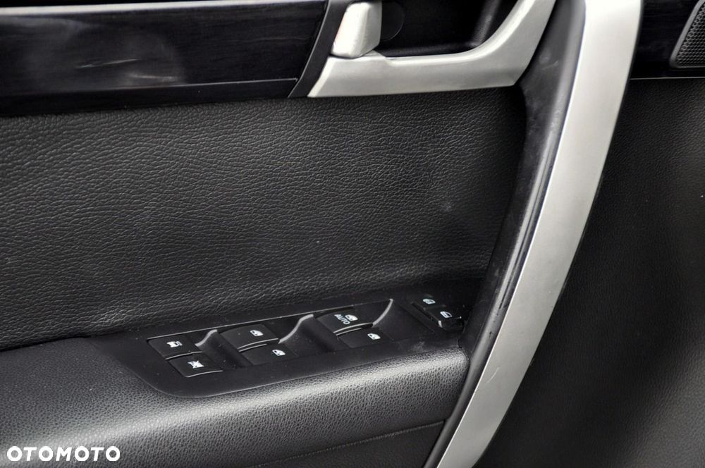 Chevrolet Captiva - 37