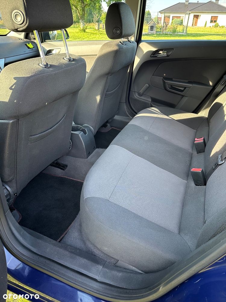 Opel Astra III 1.4 Enjoy - 13