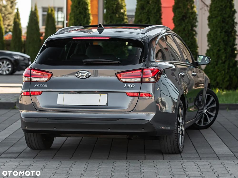 Hyundai i30 1.4 T-GDI DCT Premium - 12