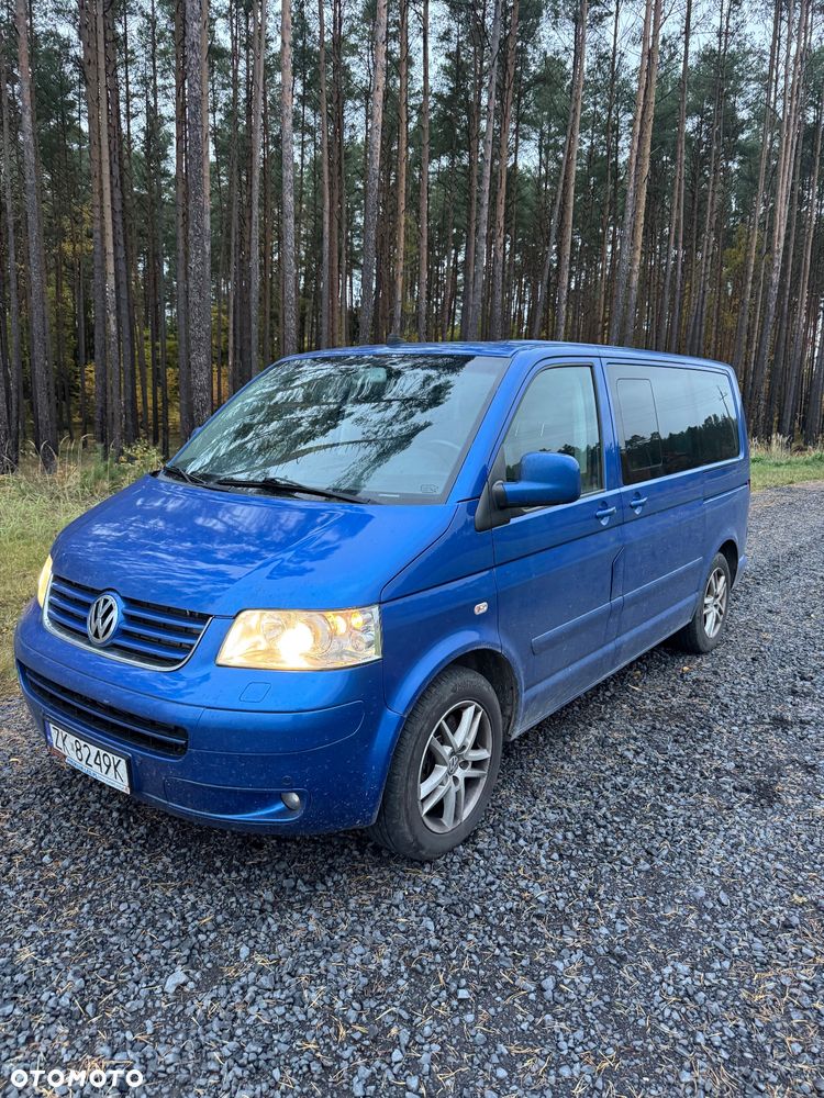 Volkswagen Multivan - 1