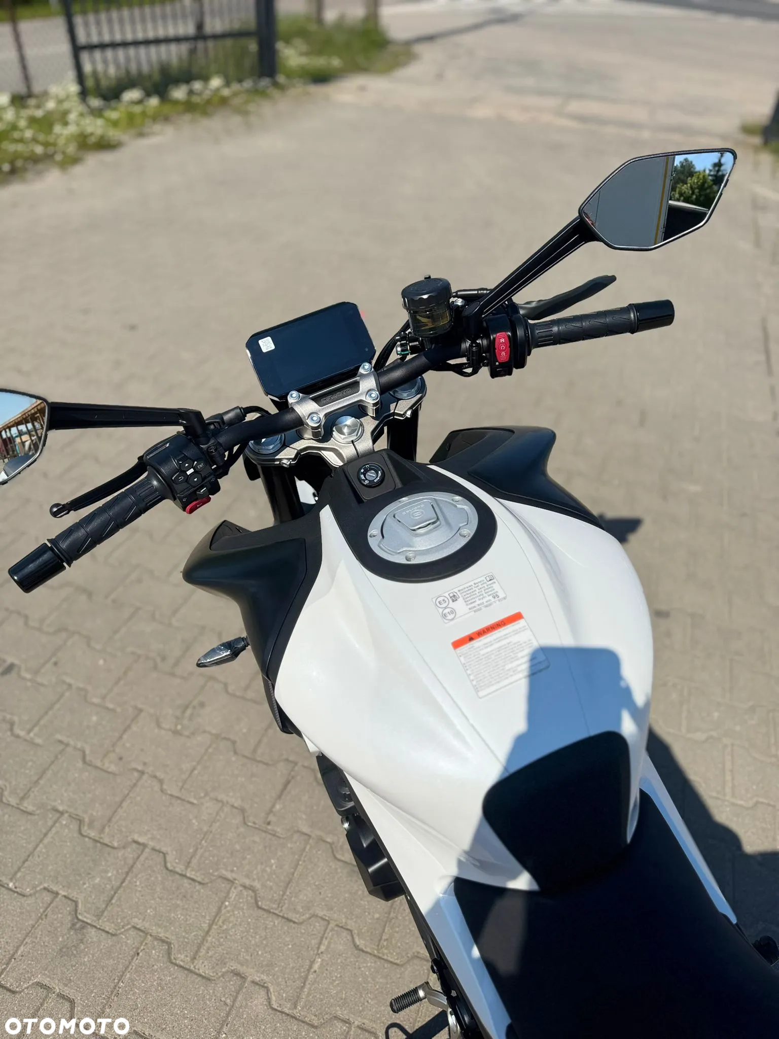 CFMoto 450NK - 12