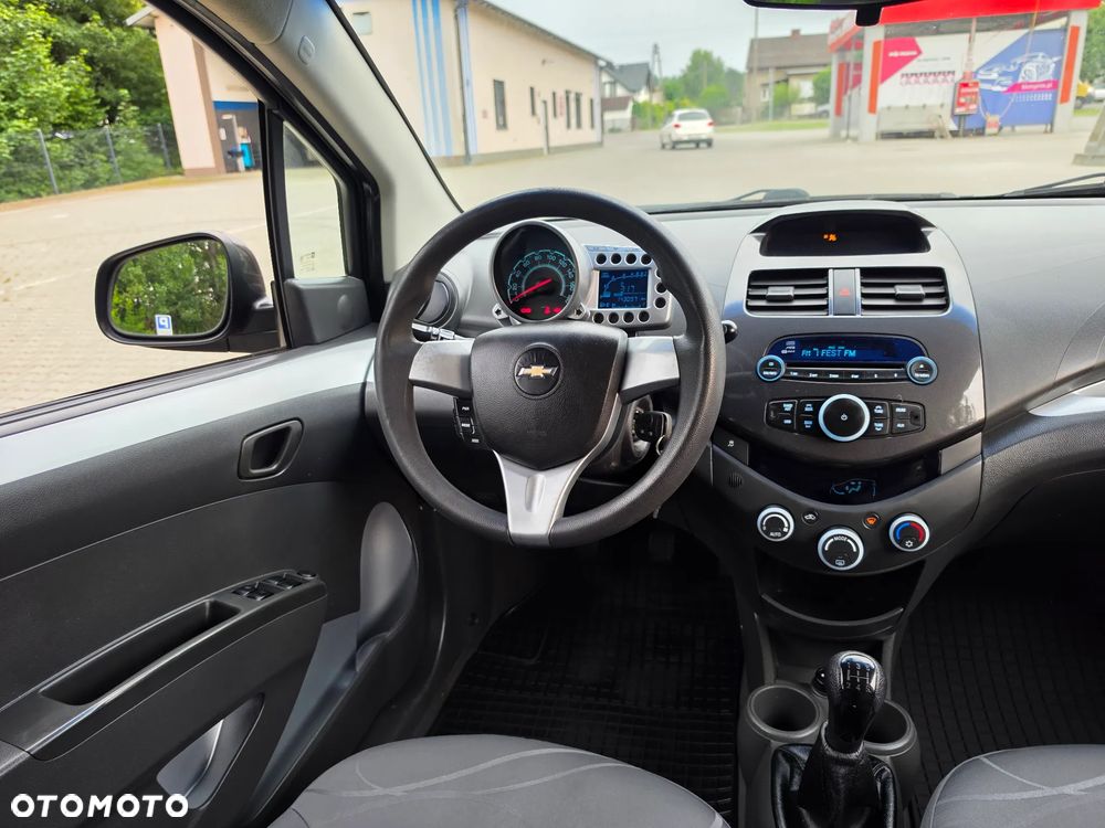 Chevrolet Spark 1.2 LT - 11