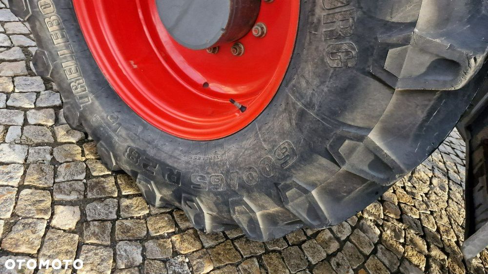 Fendt 724 VARIO - 11