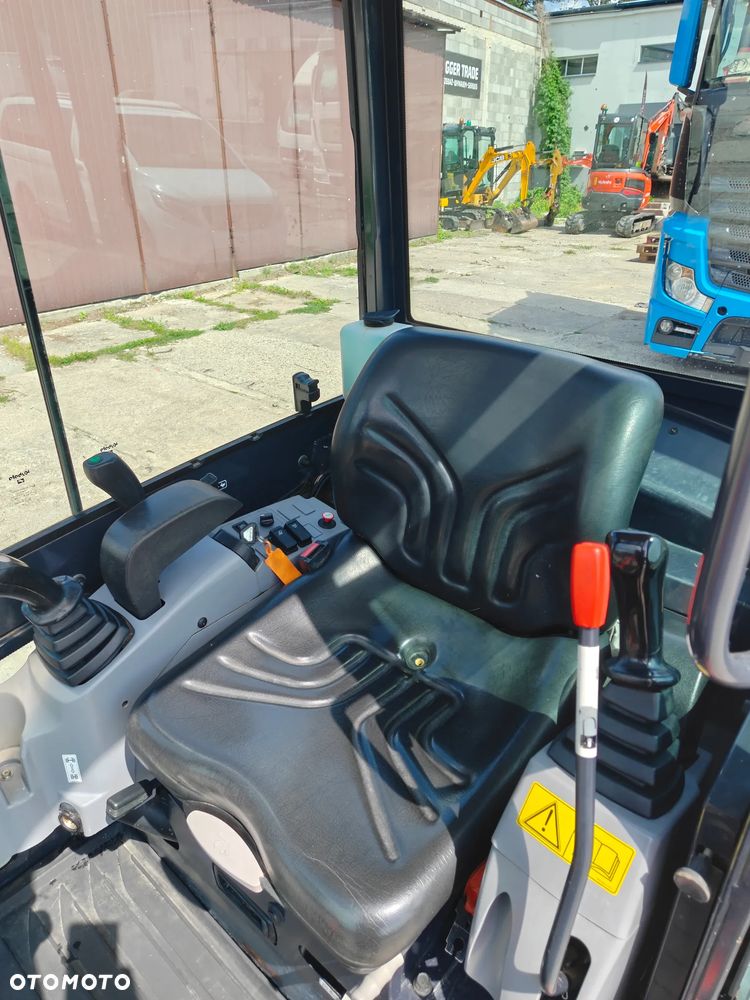 Kubota KX-016-4 - 16