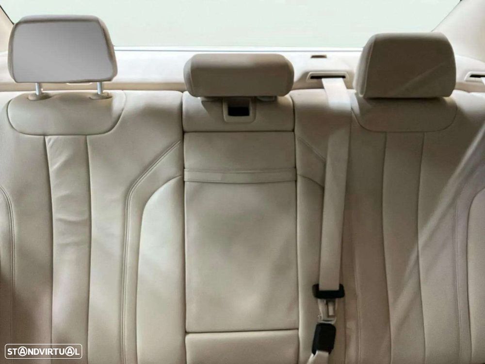 BMW 530 e iPerformance Line Luxury - 19