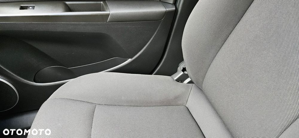 Chevrolet Cruze - 27