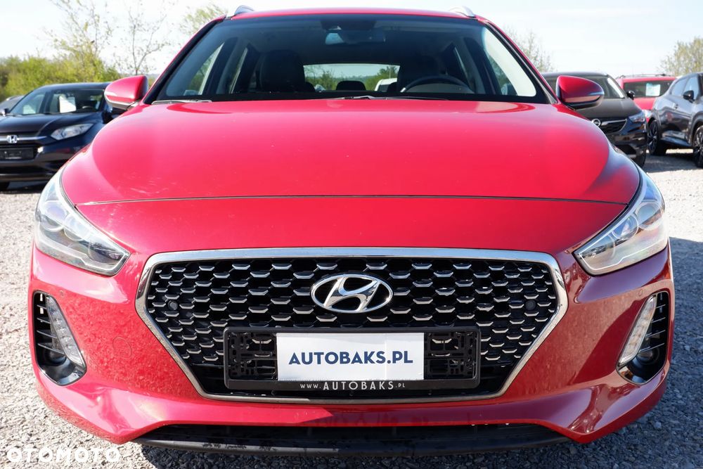 Hyundai i30 1.6 CRDI DCT Premium - 1