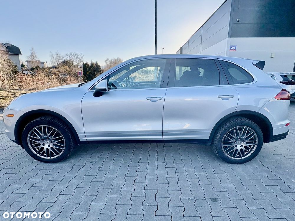 Porsche Cayenne - 2