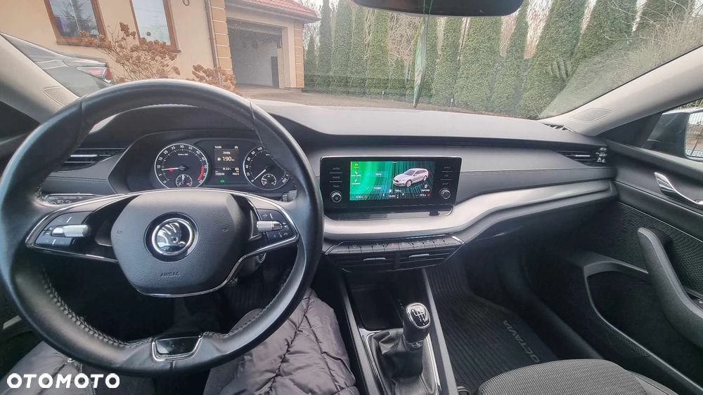 Skoda Octavia - 20