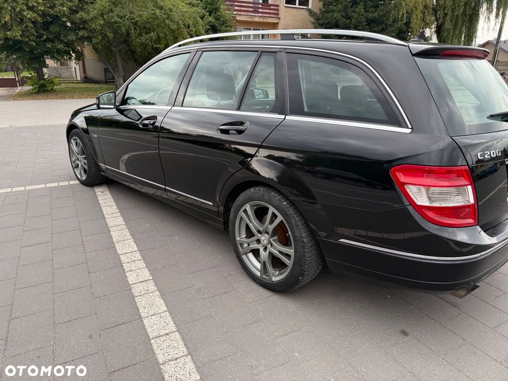 Mercedes-Benz Klasa C 200 T CDI DPF Automatik Elegance - 27