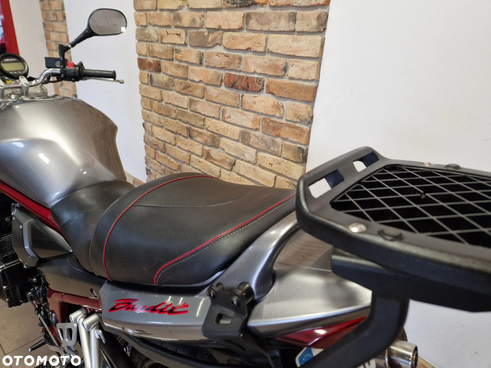 Suzuki Bandit - 25