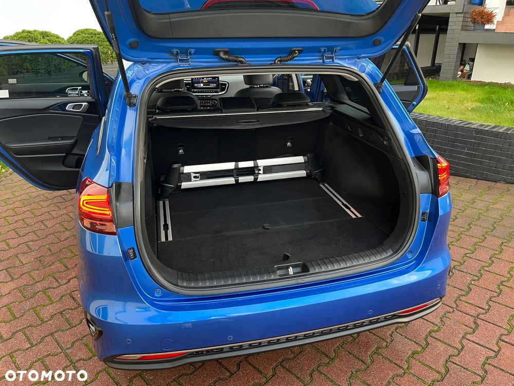 Kia Ceed 1.5 T-GDI Business Line Plus - 21