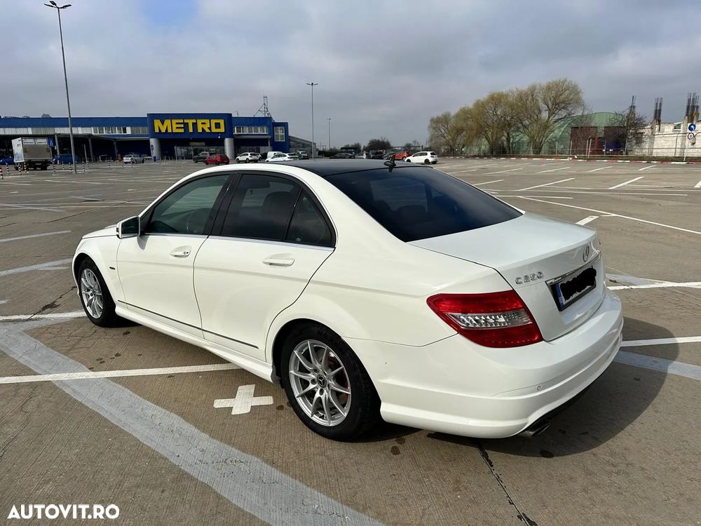 MERCEDES-BENZ C-Class 2010 — imagine 3