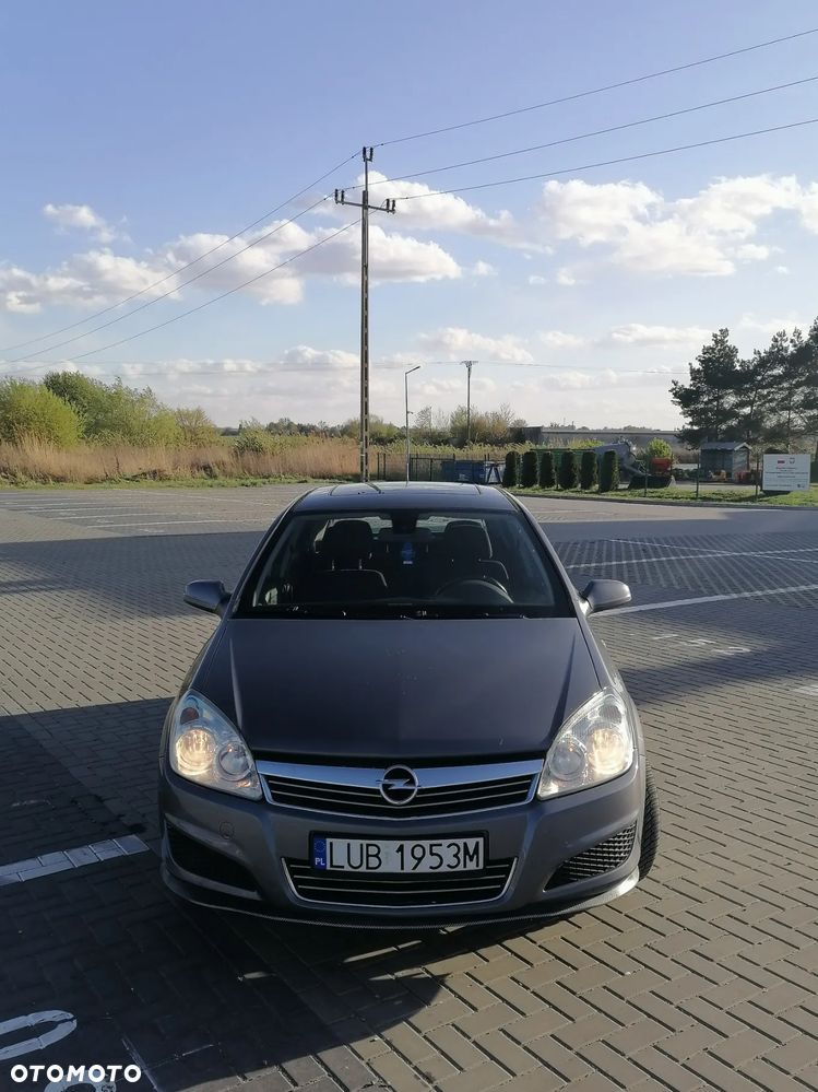 Opel Astra 1.9 CDTI Elegance - 4