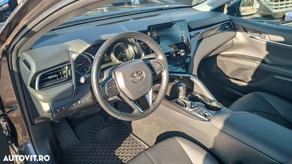 Toyota Camry 2.5 Hybrid Business - 5