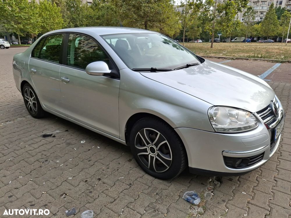 Volkswagen Jetta 1.6 TDI DPF Comfortline - 2