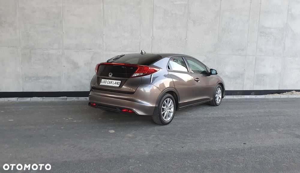 Honda Civic 1.8 i-VTEC Automatik Elegance - 4