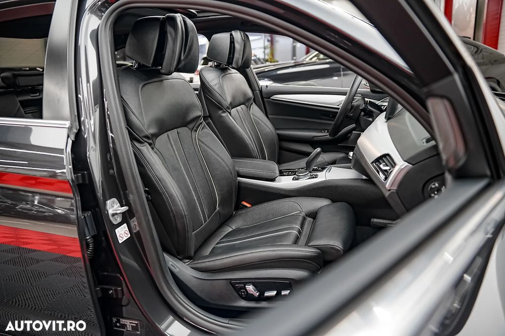 BMW Seria 5 520e Aut. - 8