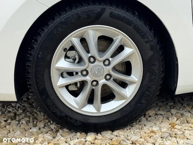 Hyundai i30 i30cw 1.6 CRDi Fifa World Cup Edition - 30