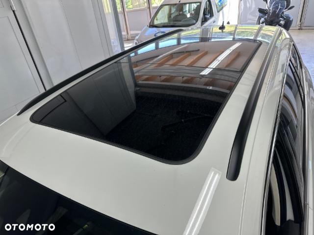 Volkswagen Passat Variant 2.0 TDI DSG (BlueMotion Technology) Trendline - 7