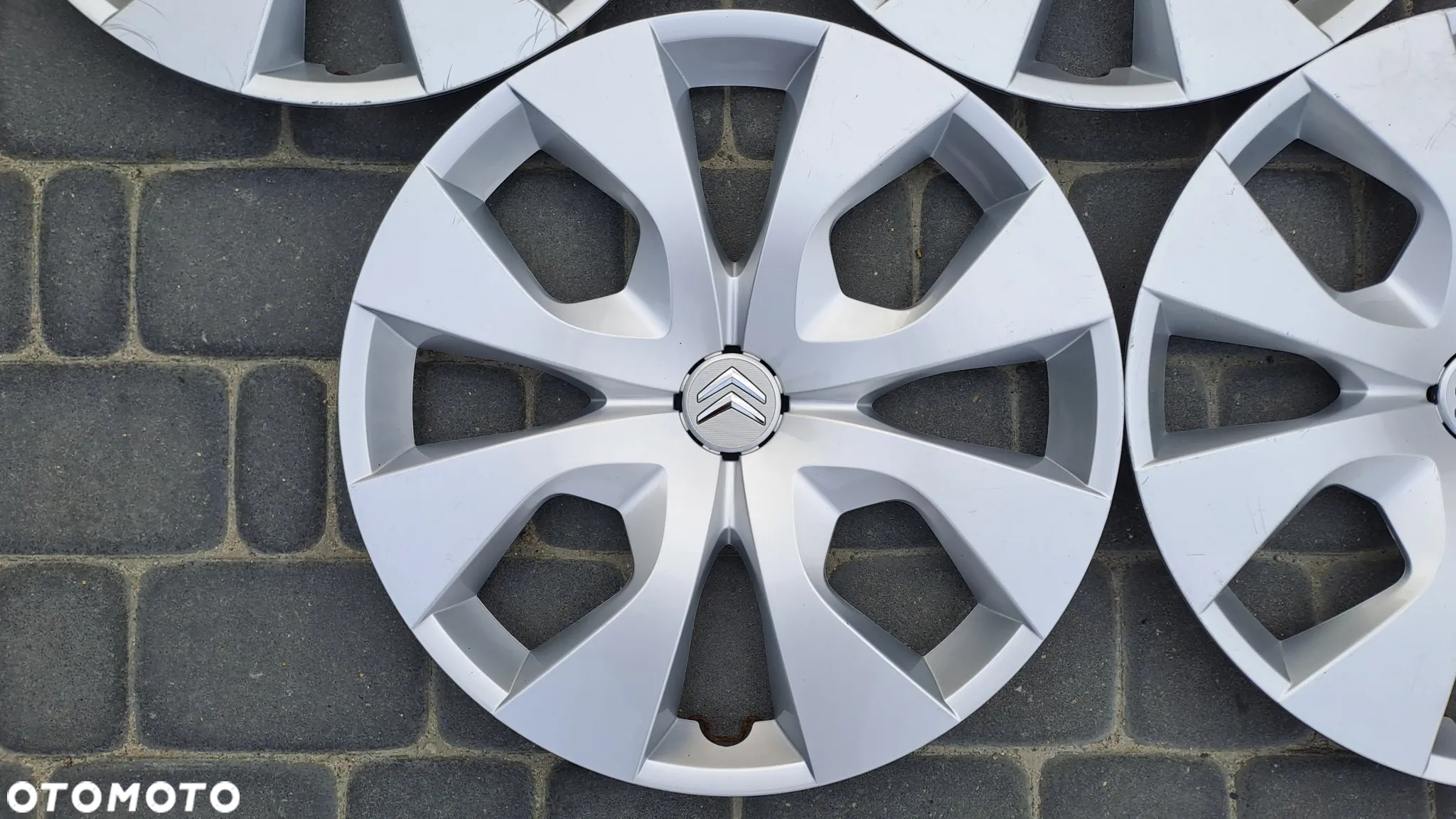 Kołpaki 16 Citroen C3 C4 Cactus 9671537880 - 2