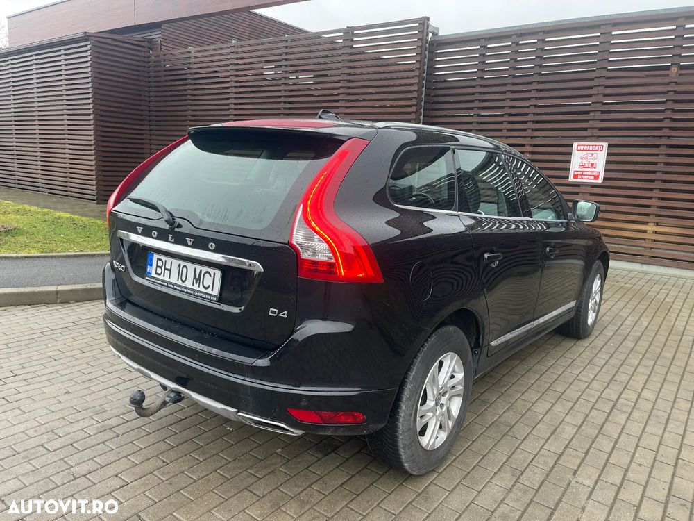 Volvo XC 60 D4 Geartronic Summum - 9