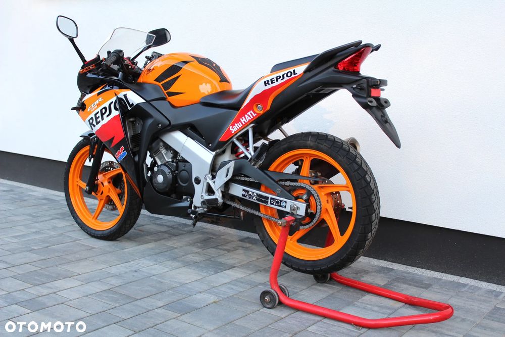 Honda CBR - 3