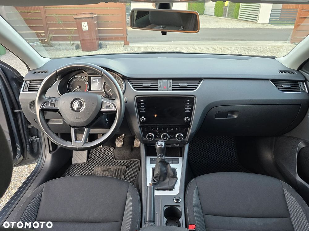 Skoda Octavia - 15