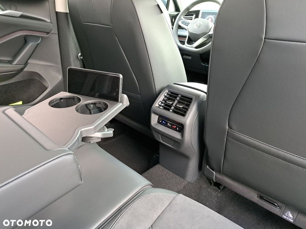 Volkswagen Tiguan - 22